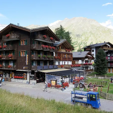 Appartement Alphubel Peak & Unlimited Appartement-fewo Unlimited 12 By Interhome
